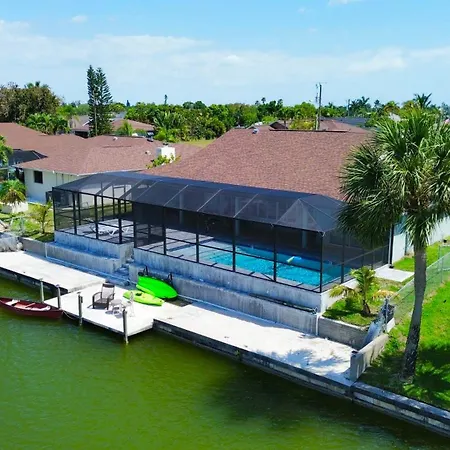 Family-Friendly Home With Heated Pool And Kayaks Villa Cape Coral Exterior photo
