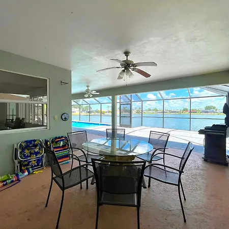 Family-Friendly Home With Heated Pool And Kayaks Villa Cape Coral Exterior photo