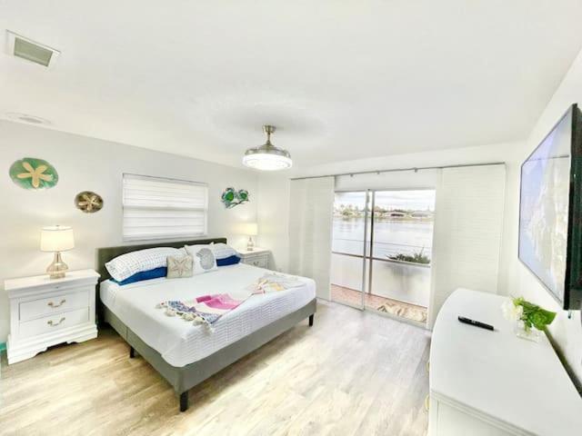 Holiday home Family-friendly With Heated Pool And Kayaks Cape Coral